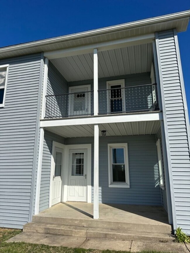 Foto del edificio - Four Bedroom 1.5 Bath Farm House in Hamburg