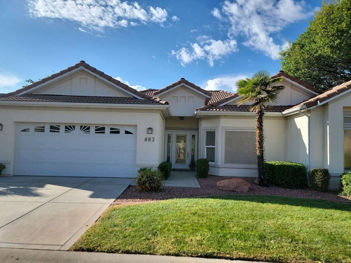 Foto principal - Freshly Updated 2 Bedroom Home in Washington!