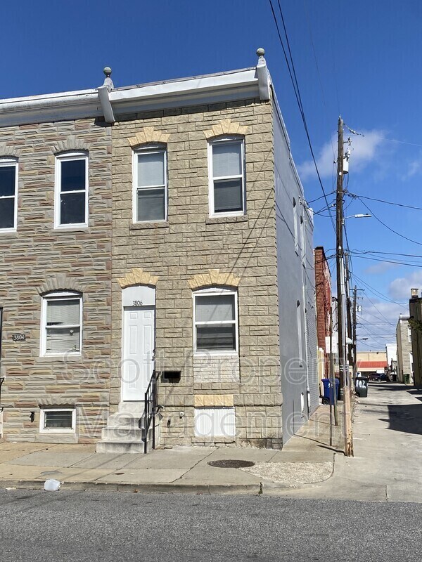 Building Photo - 3806 E Pratt St