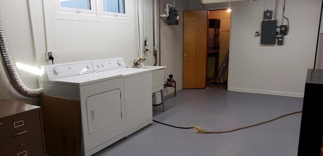 Foto del edificio - 1602 Hanaford Ave