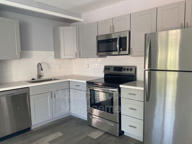 Foto del edificio - 257 E Oakland St