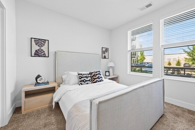 Bedroom - The Ave