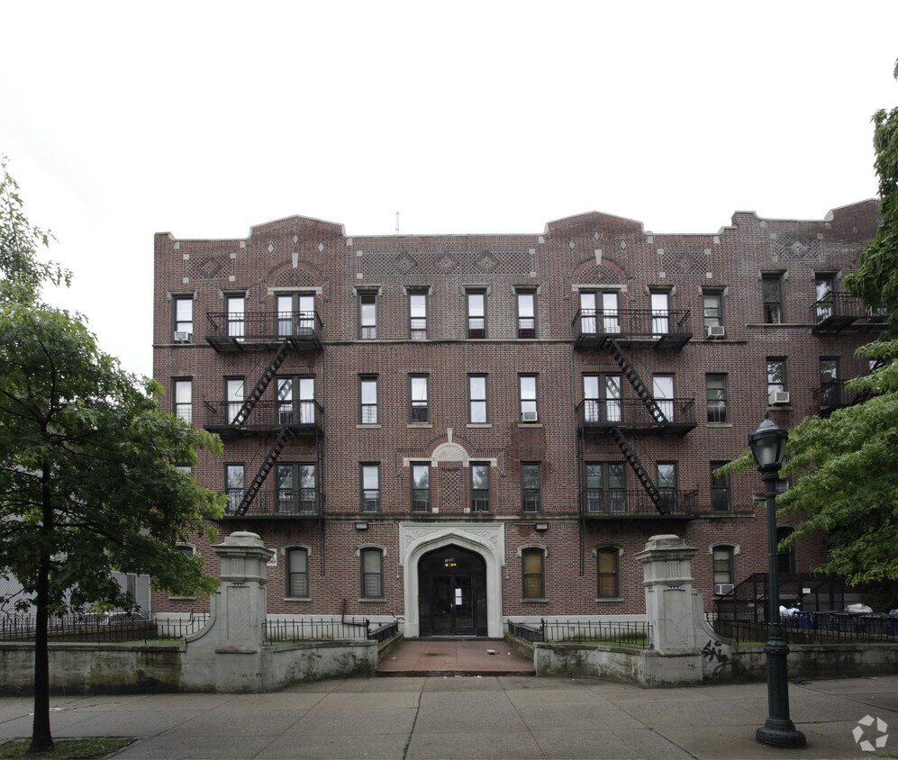 Foto del edificio - 1334 Eastern Pky