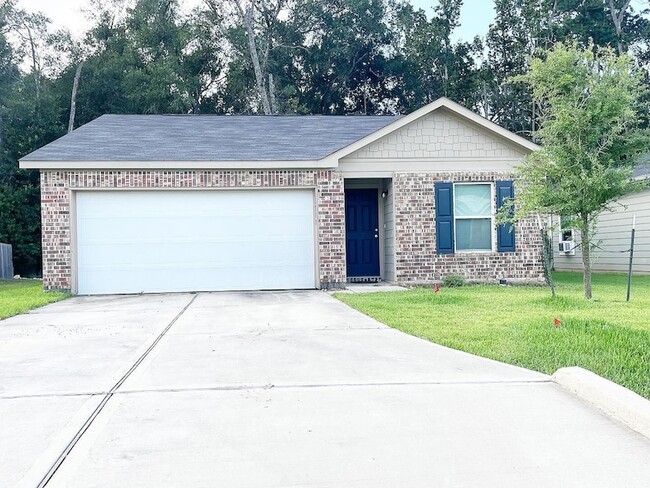 Building Photo - 15717 Del Norte Dr