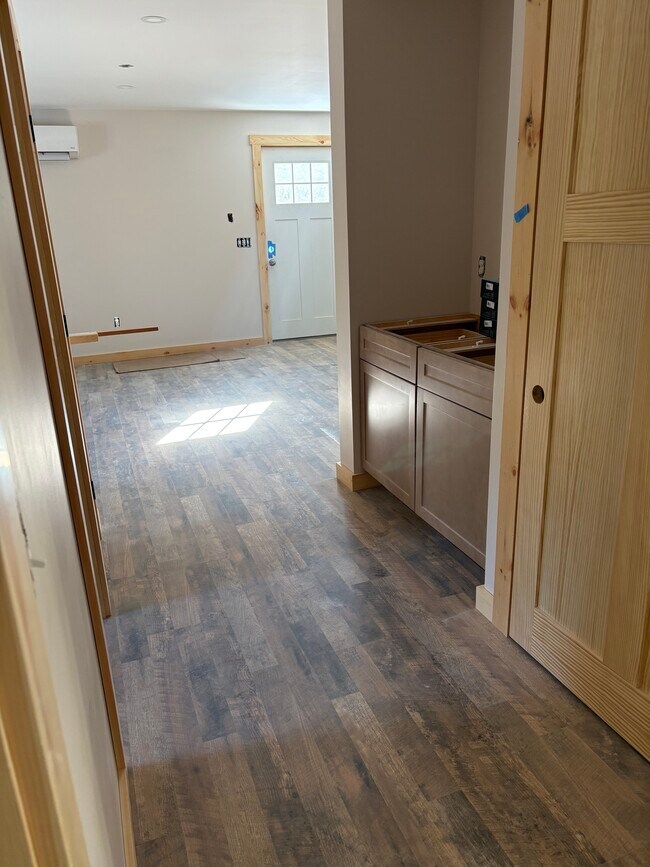 Foto del edificio - 201 White Mountain Hwy