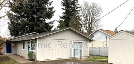 Building Photo - 3105 L St