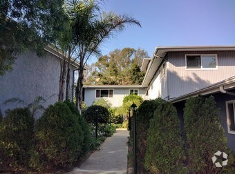 Primary Photo - 410 E Micheltorena St