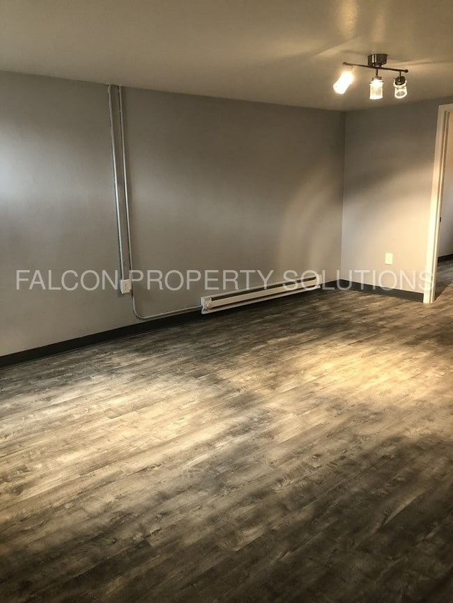 Building Photo - 1527 N Tejon St