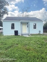 Building Photo - 1022 Stanley Ave