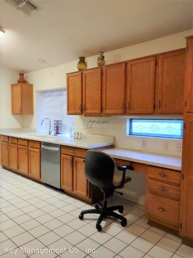Building Photo - 2 br, 2 bath House - 14523 W. Morning Star...