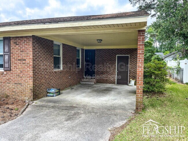 Building Photo - 113 Belmont Dr