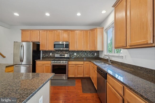 Building Photo - 4175 Vernoy Hills Rd