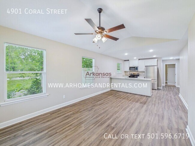 Foto del edificio - 4901 Coral St
