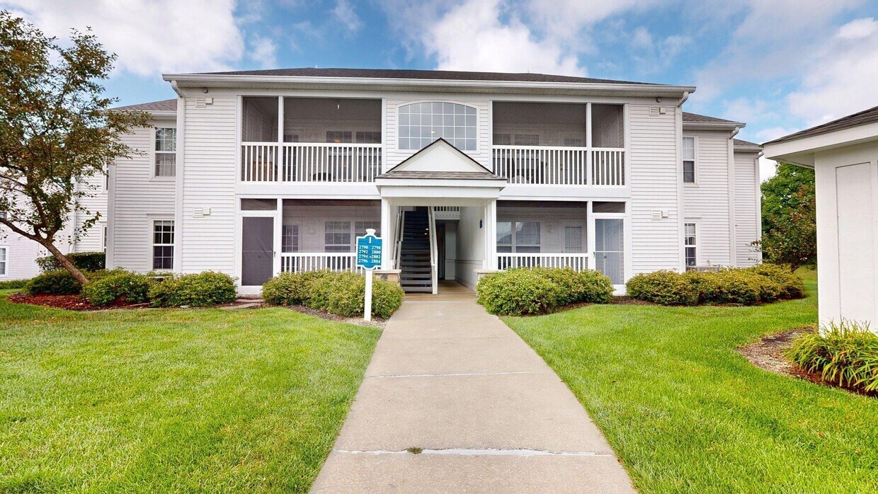 Foto principal - 2790 S Knightsbridge Cir