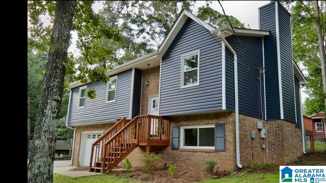 Building Photo - 1248 MacQueen Dr