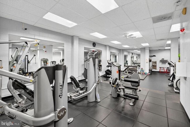 Building Photo - 5500 Friendship Blvd