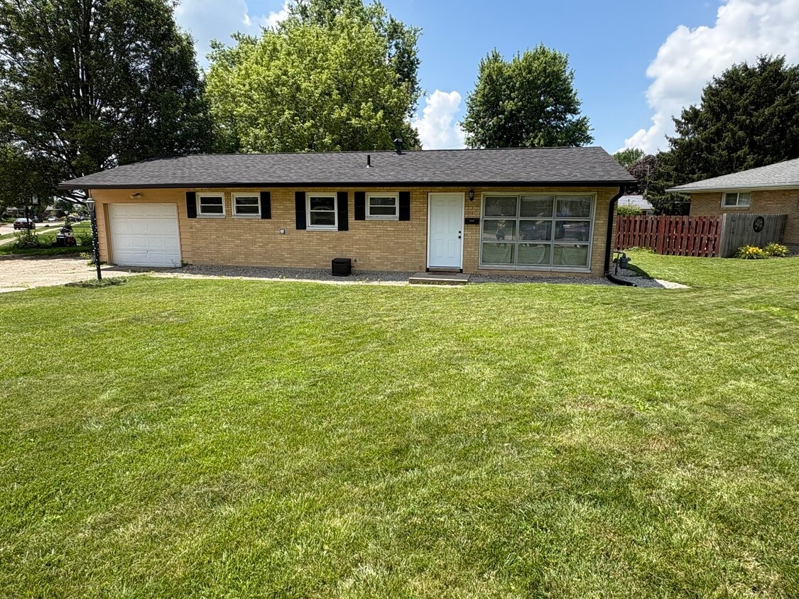 Building Photo - 4845 Cullen Ave