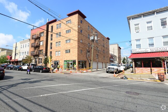 exterior - 4115 Park Ave