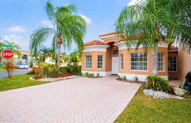 Foto del edificio - 16222 SW 102nd Terrace