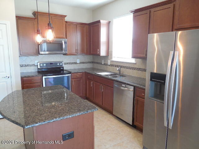 Foto del edificio - 1706 Trillium Blvd