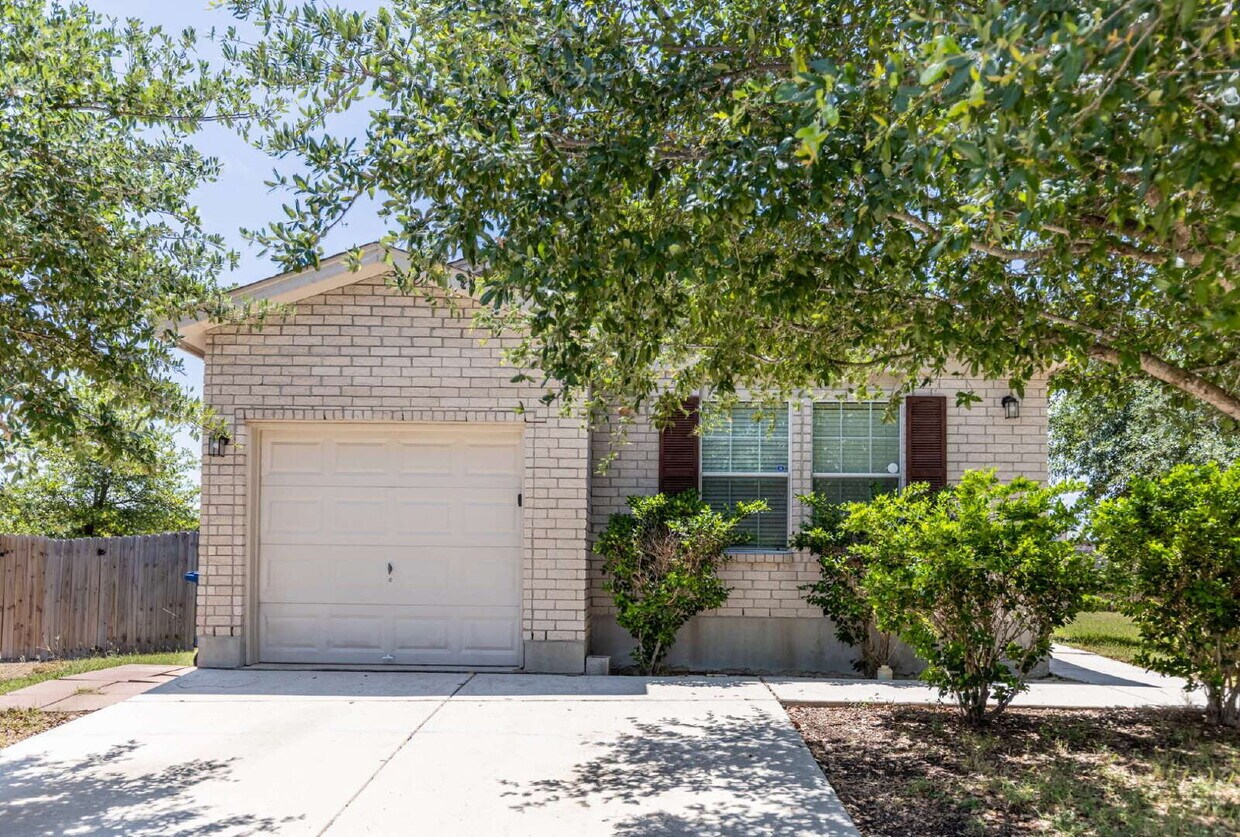 Foto principal - 8434 Miners Point
