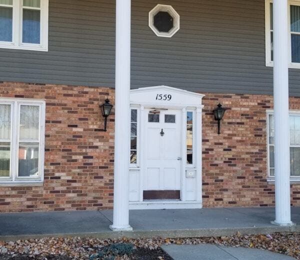 Building Photo - 39 Surrey Dr