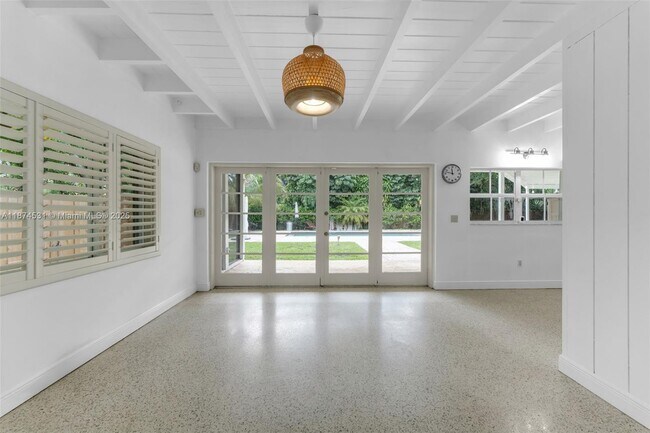 Building Photo - 8318 SW 131st St