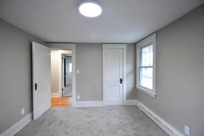 Bedroom - 49 Park Dr