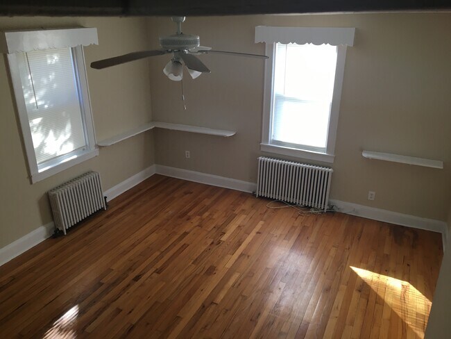 Building Photo - 1 Brick Hill Rd