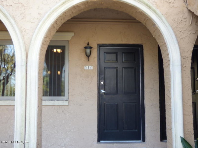 Foto del edificio - 5375 Ortega Farms Blvd
