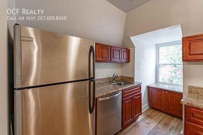 Foto del edificio - 3512 Lancaster Ave