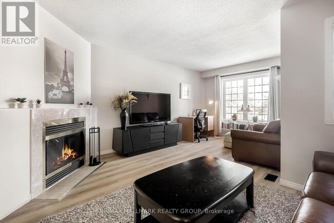 Building Photo - 210 Provender Ave