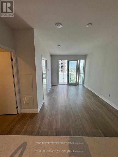 Building Photo - 430 Square One Dr