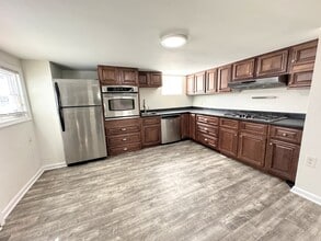 Building Photo - 411 Sapphire Way