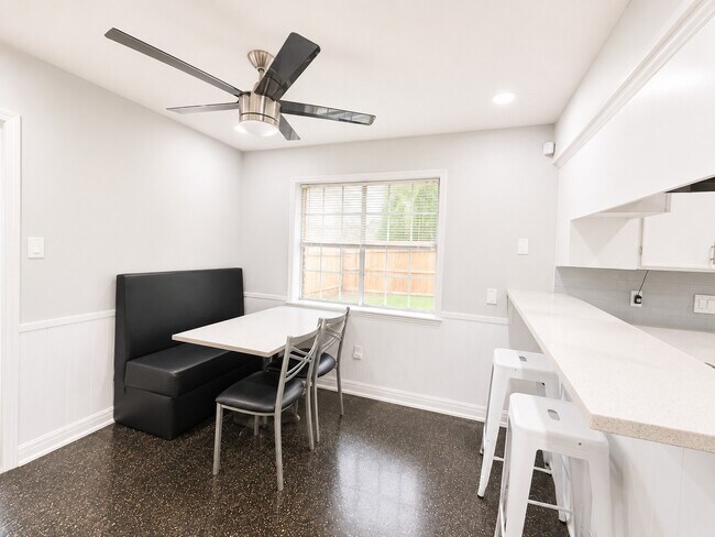 Foto del edificio - 13521 Peoria St