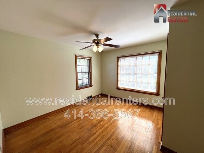 Building Photo - 515 N 65th St