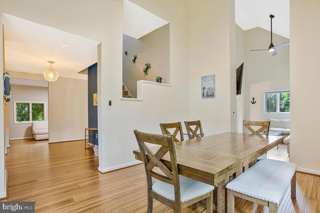 Building Photo - 920 Old Annapolis Neck Rd