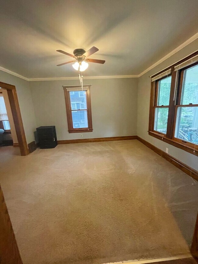 Building Photo - 1204 White St