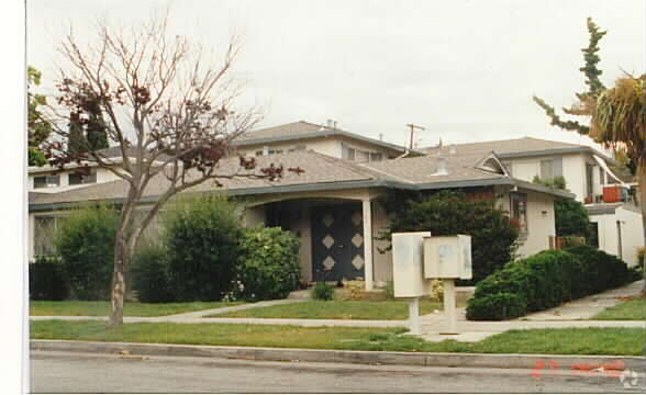 Building Photo - 266 Greendale Way