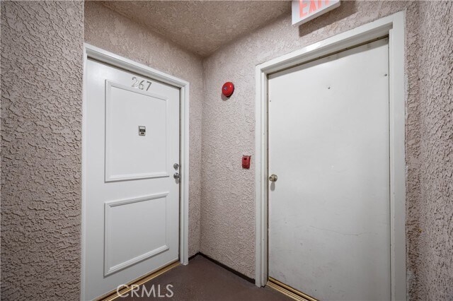 Foto del edificio - 28006 S Western Ave