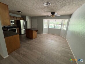 Building Photo - 6186 Farm to Market 1715