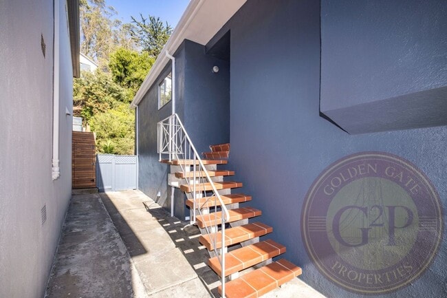 Building Photo - Forest Knolls - 3 BR, 2 BA House 1,275 Sq. Ft. - 3D Virtual Tour, 2-Car Garage, Ample Storage