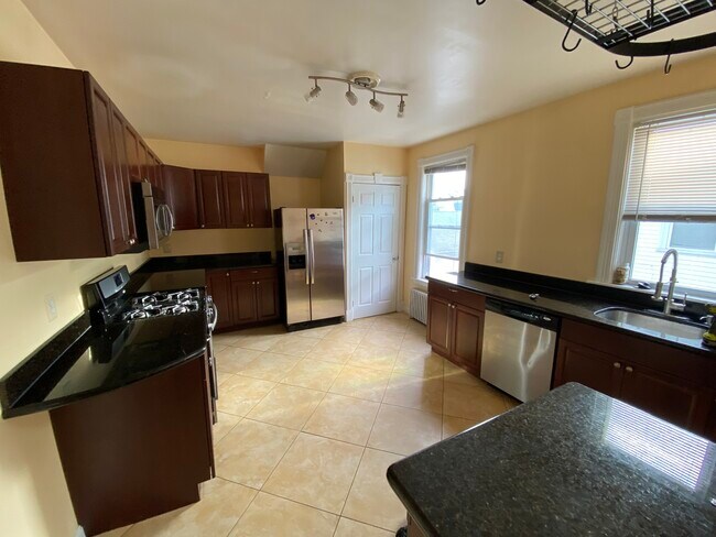 Cocina - 248 Brown St