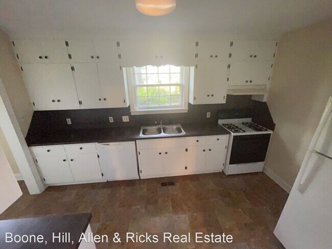 Building Photo - 3 br, 2 bath House - 1417 Country Club Drive
