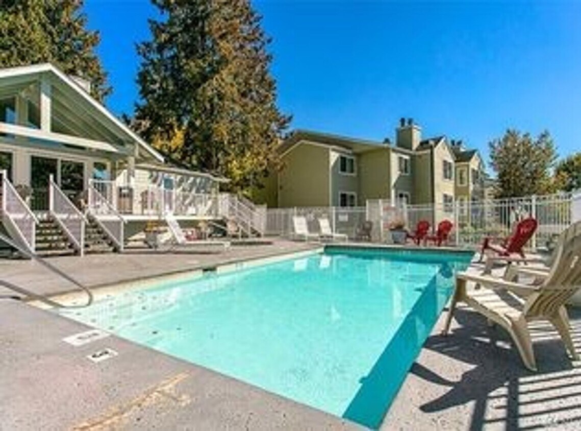 Foto del edificio - 2 Bed 1 Bath Condo Renton Highlands