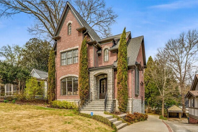 Foto del edificio - 252 Wesley Ave NE