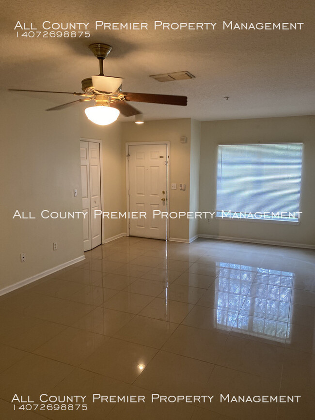 Building Photo - Nice 2 Bedroom 2 Bath Condo! Sunset Lake C...