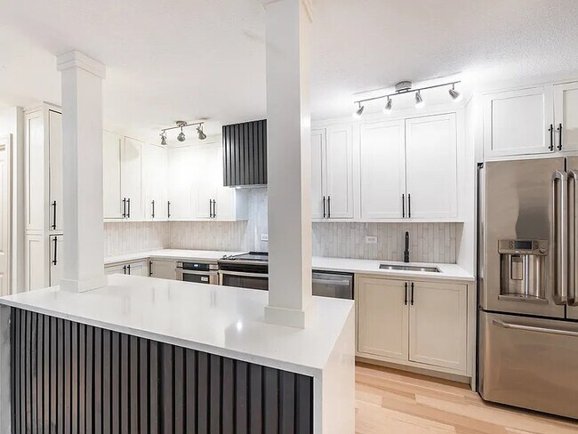 Foto del edificio - 1339 N Dearborn St