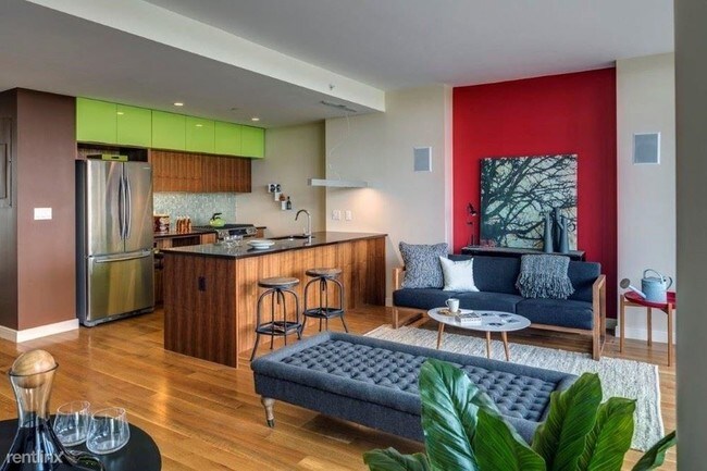 Building Photo - 101 Bedford Ave