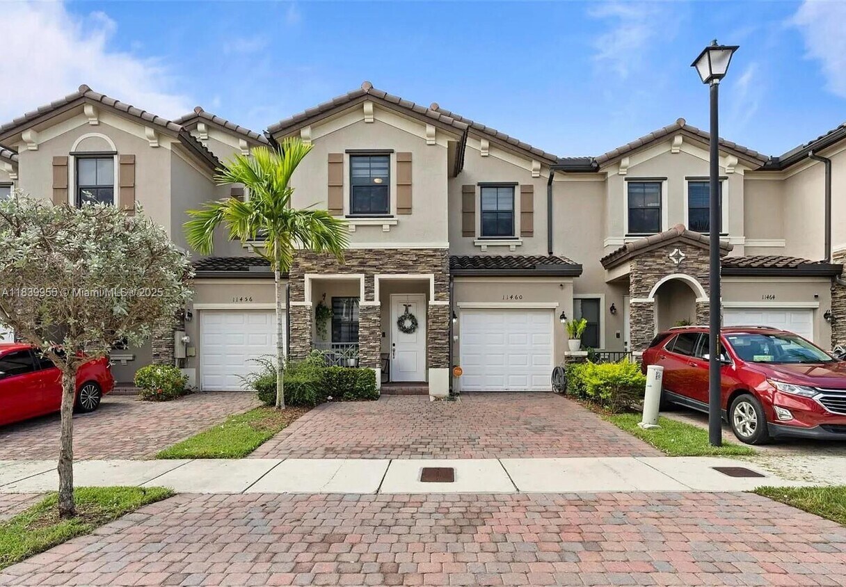 Foto principal - 11460 SW 252nd Ter